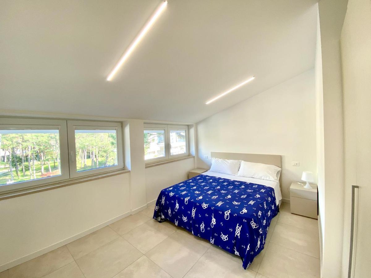Em Apartments Lignano Sabbiadoro Exterior photo