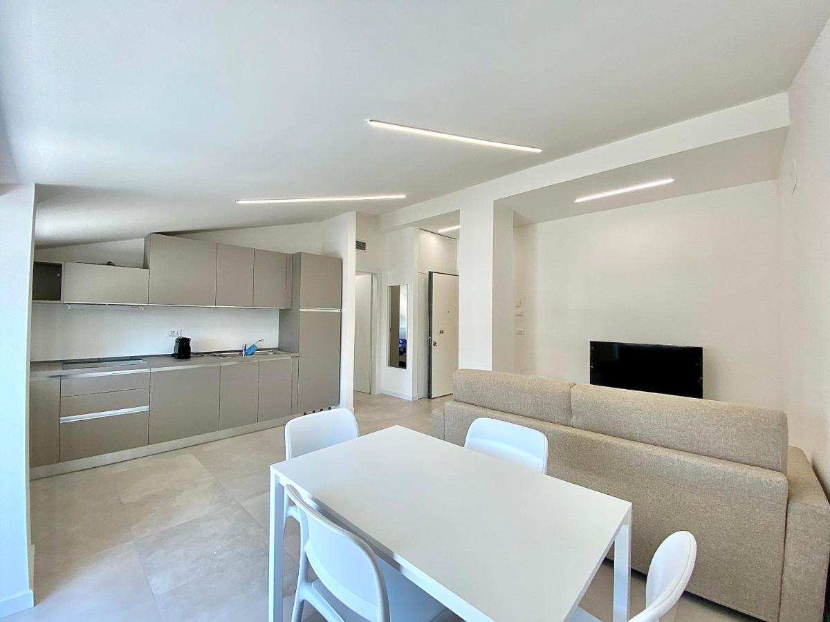 Em Apartments Lignano Sabbiadoro Exterior photo